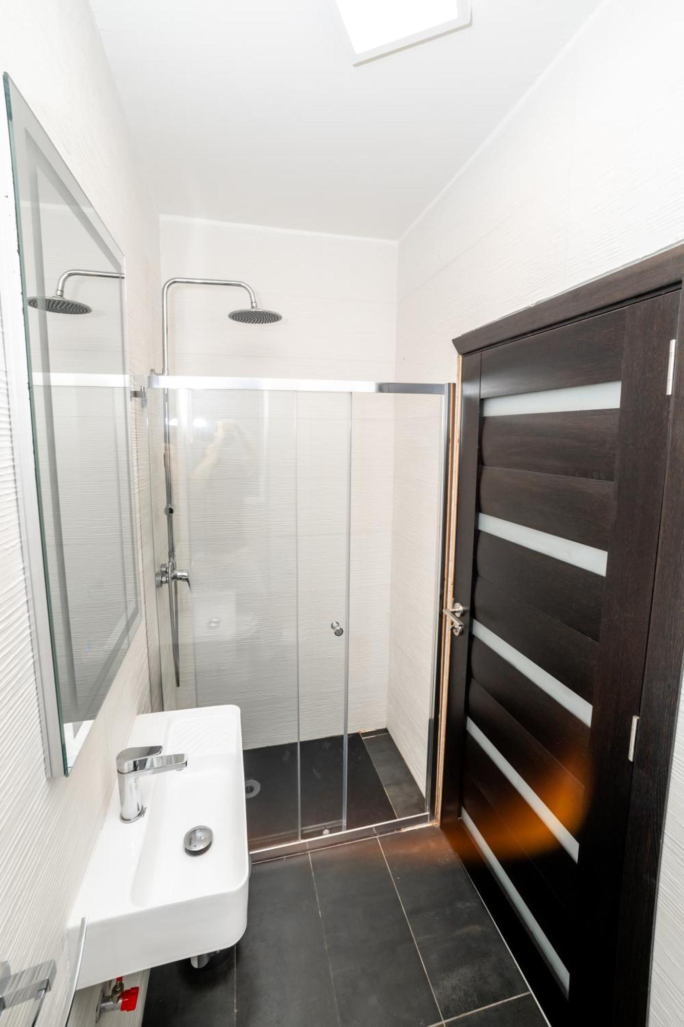 New And Modern Home In Bugibba, Great Location St. Paul's Bay Esterno foto